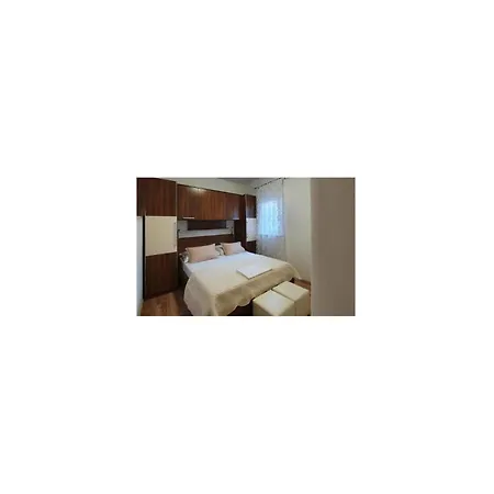 Lovely In With Wifi Apartamento